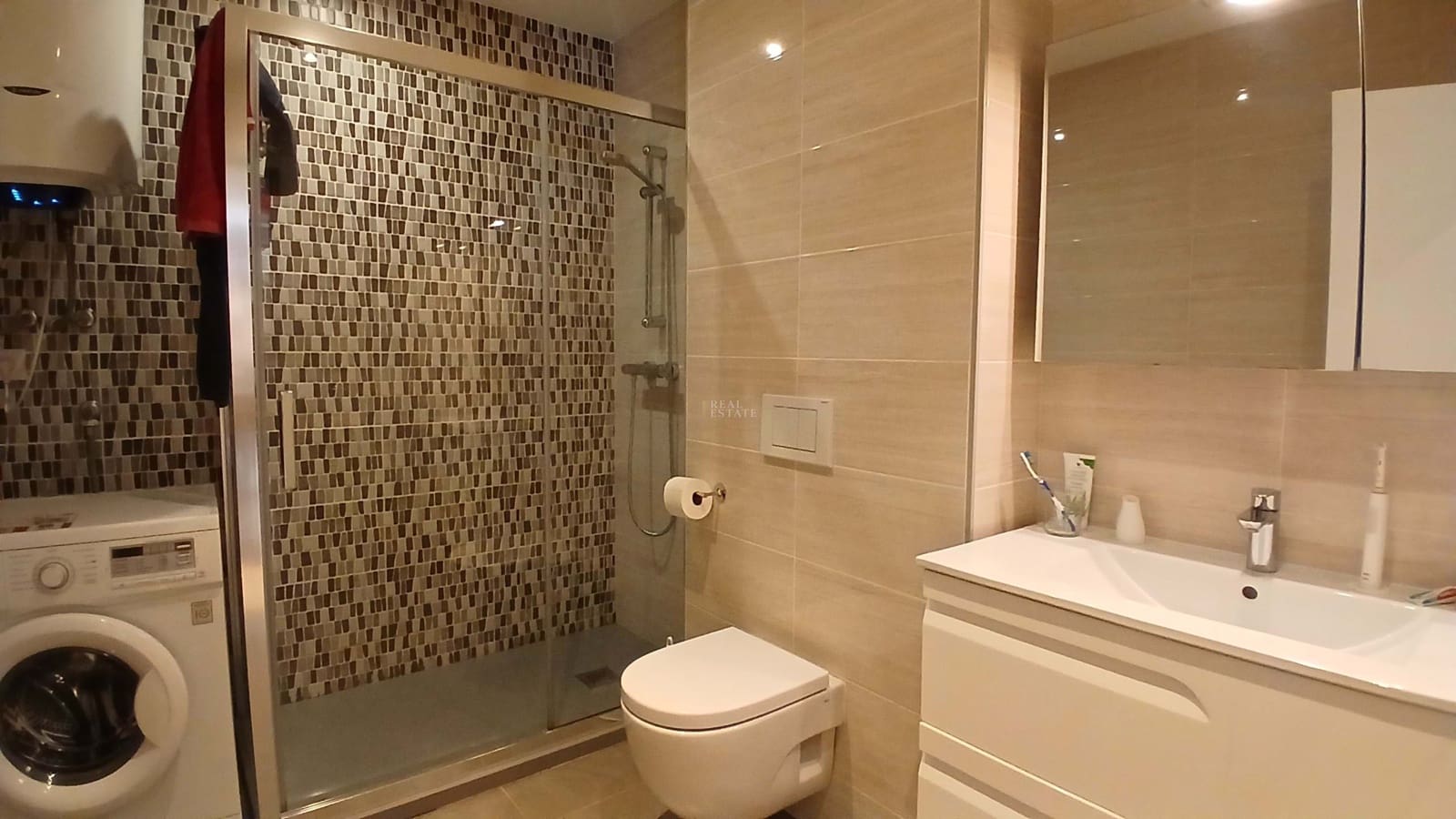 9 bedroom Villa for sale in Alfaz del Pi / L'Alfas del Pi with pool garage - € 799,950 (Ref: 8555552)