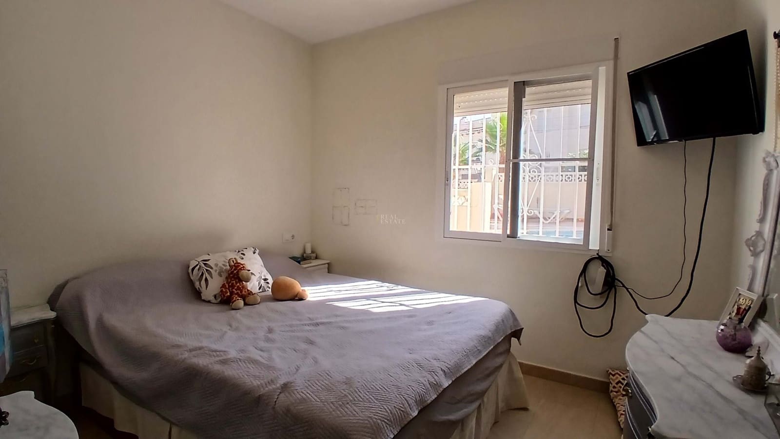 9 bedroom Villa for sale in Alfaz del Pi / L'Alfas del Pi with pool garage - € 799,950 (Ref: 8555552)