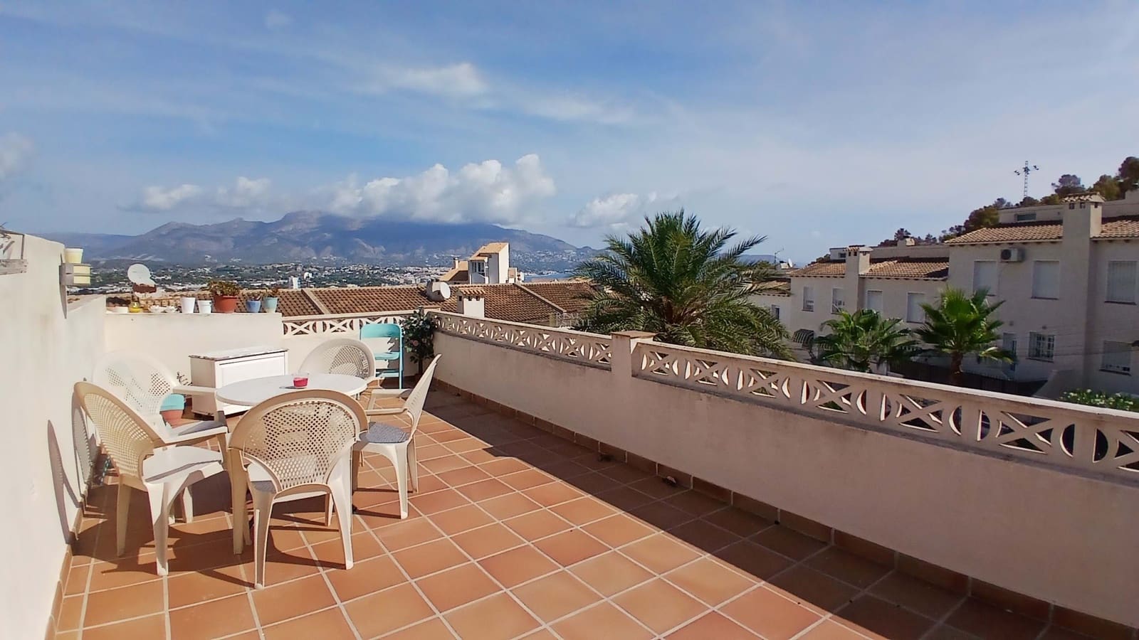 9 bedroom Villa for sale in Alfaz del Pi / L'Alfas del Pi with pool garage - € 799,950 (Ref: 8555552)