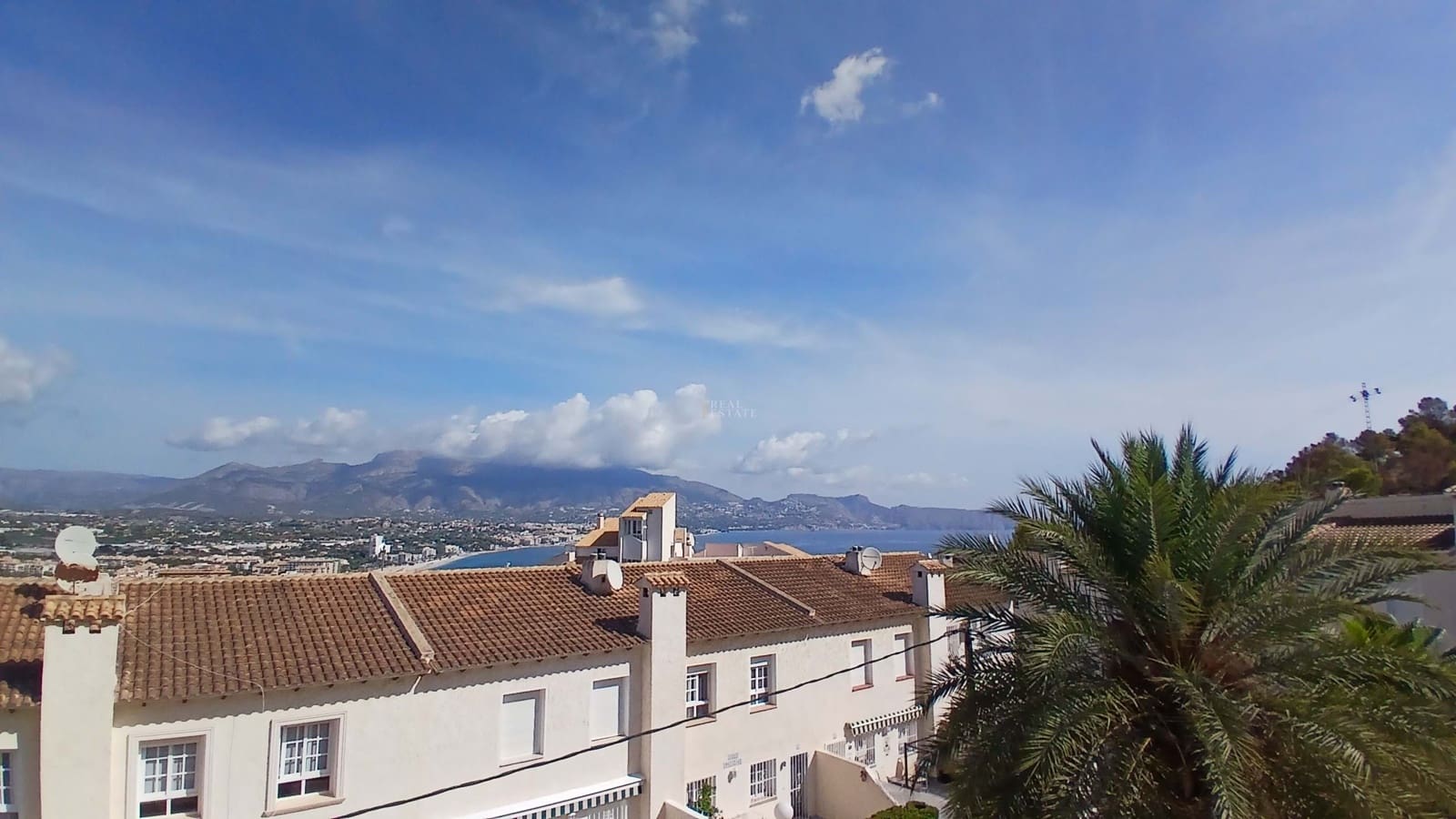 9 bedroom Villa for sale in Alfaz del Pi / L'Alfas del Pi with pool garage - € 799,950 (Ref: 8555552)