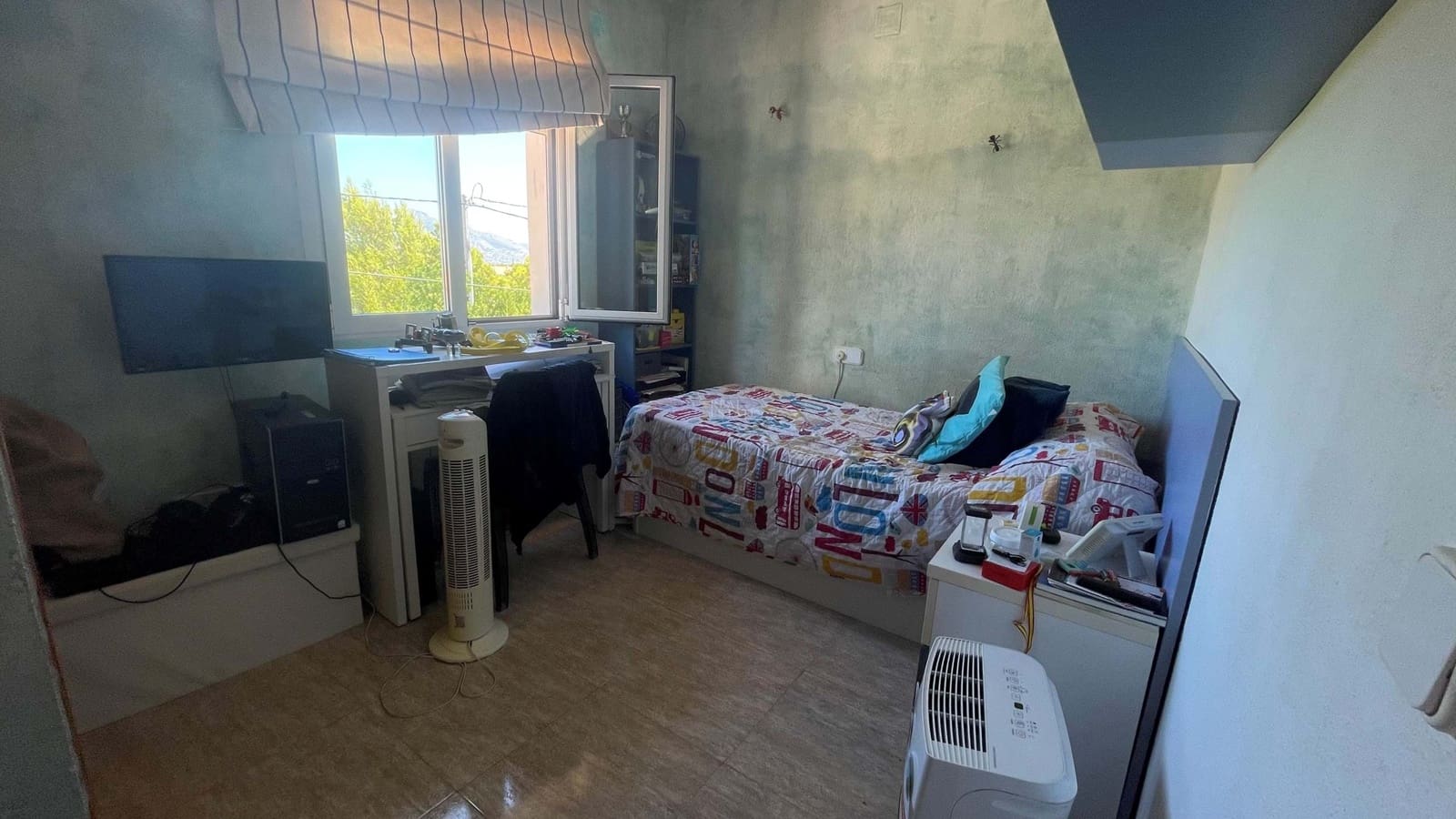 Chalet de 4 habitaciones en La Nucia en venta con piscina garaje - 450.000 € (Ref: 8568692)