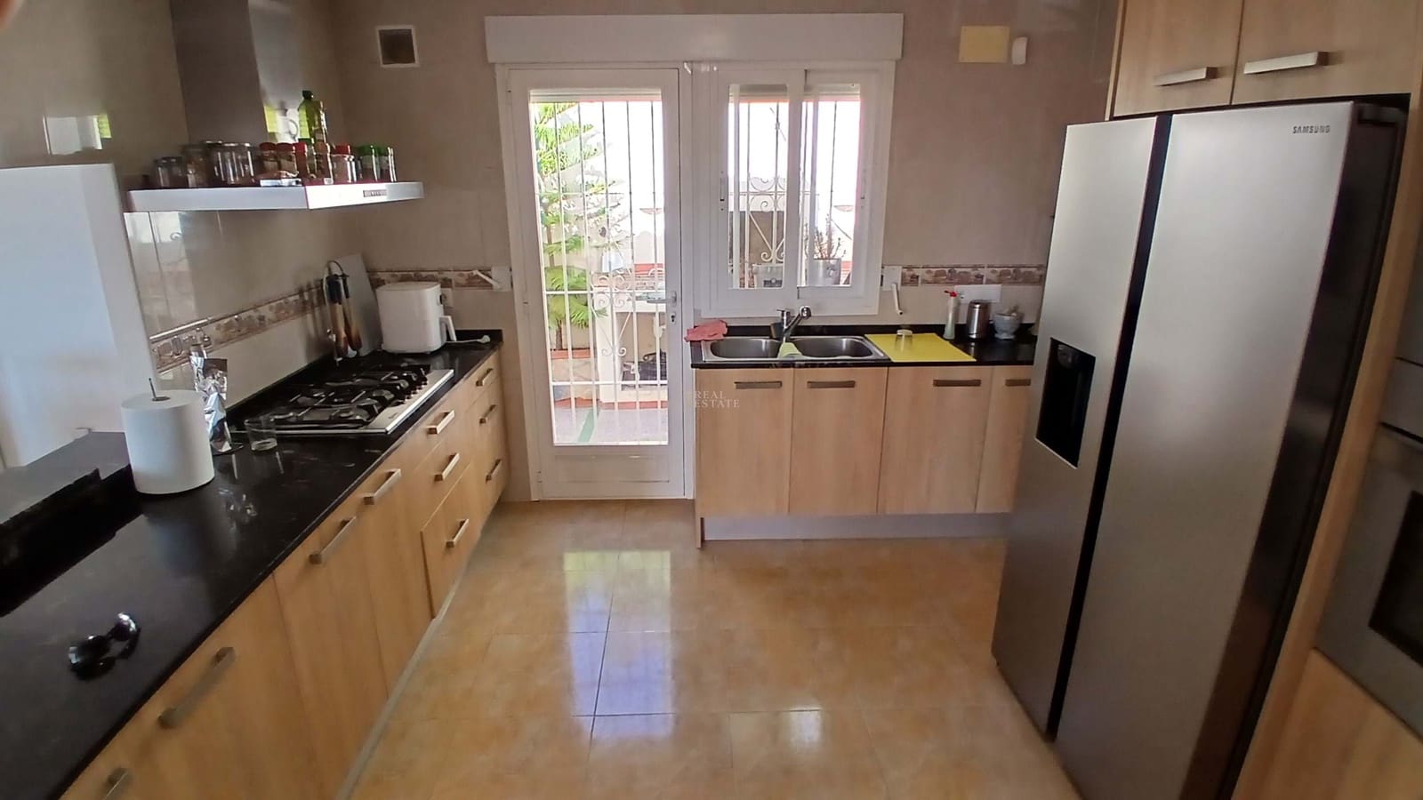 3 bedroom Villa for sale in Altea with pool garage - € 795,000 (Ref: 8625419)