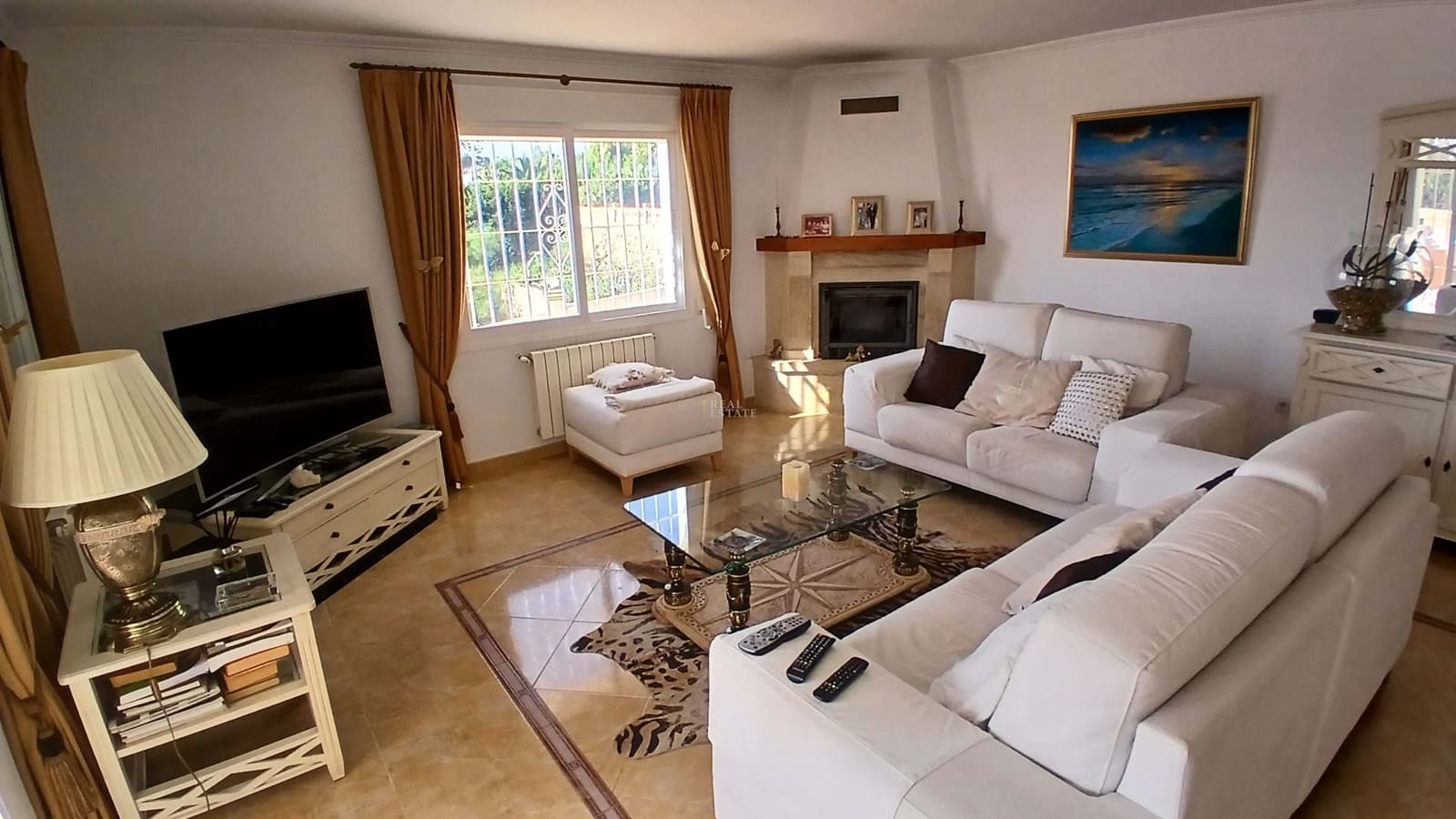 3 bedroom Villa for sale in Altea with pool garage - € 795,000 (Ref: 8625419)