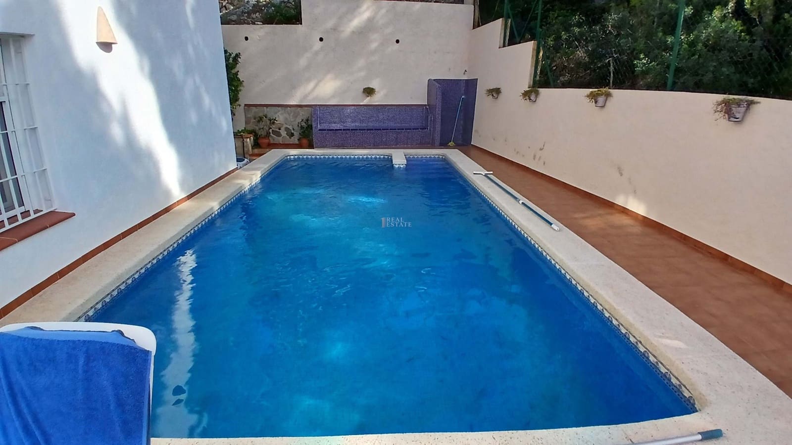 3 bedroom Villa for sale in Altea with pool garage - € 795,000 (Ref: 8625419)