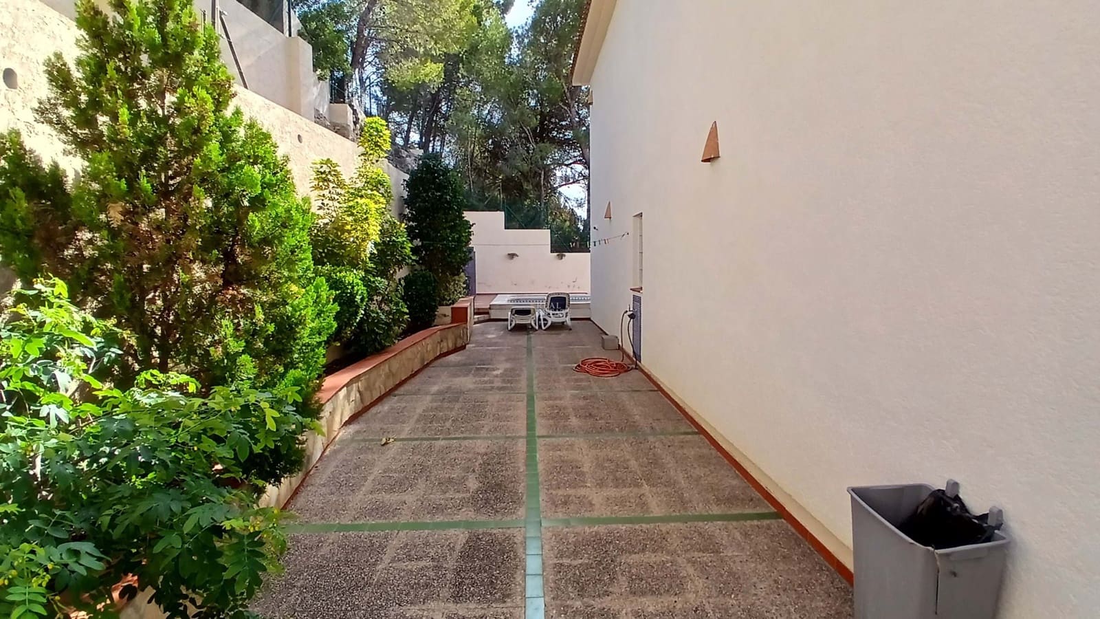 3 bedroom Villa for sale in Altea with pool garage - € 795,000 (Ref: 8625419)