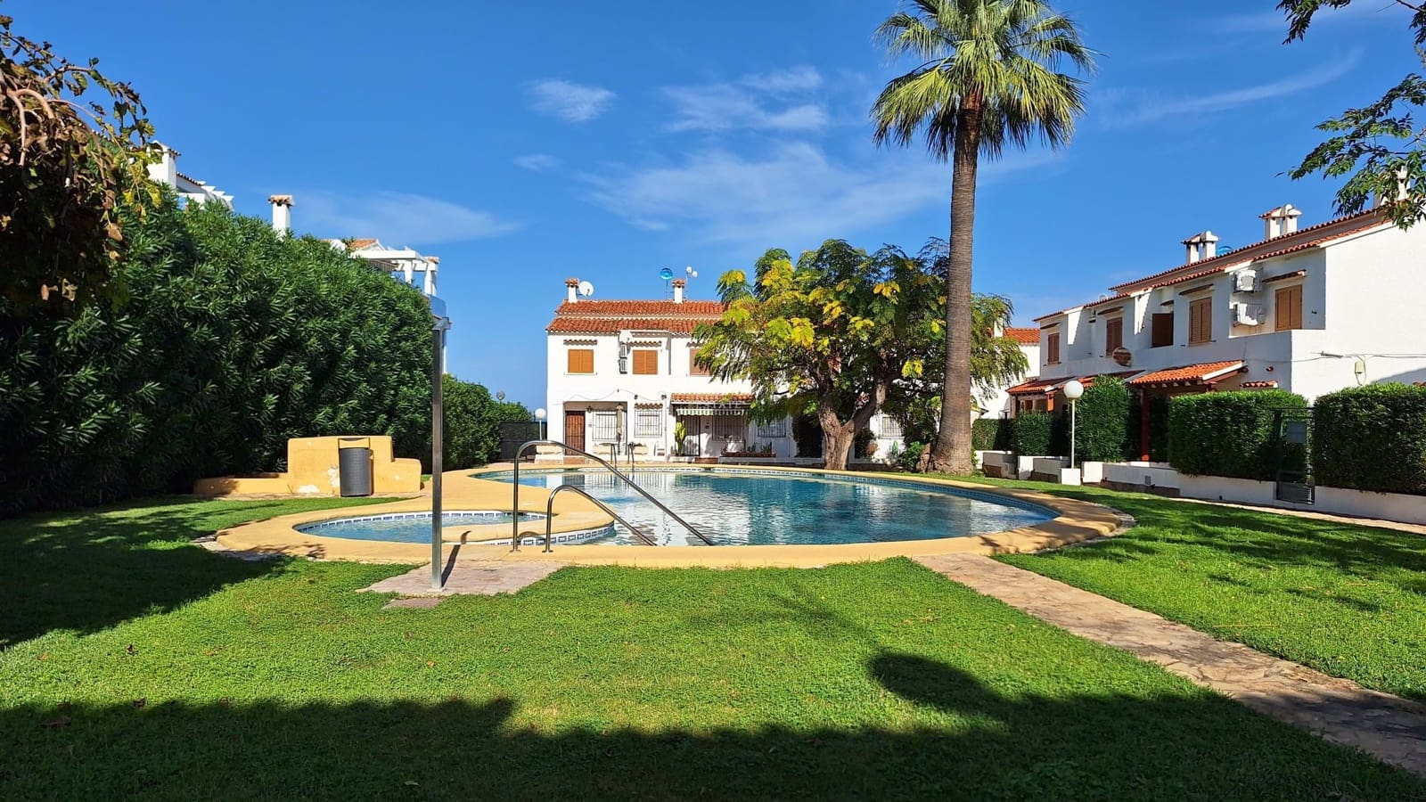 2 soveværelse Lejlighed til salg i Els Poblets med swimmingpool garage - € 275.000 (Ref: 8688480)