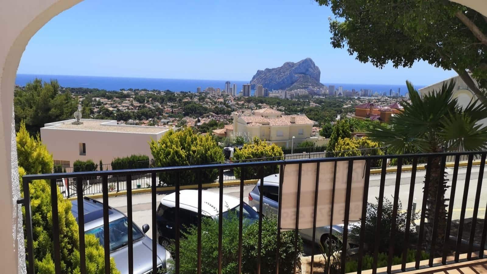 2 bedroom Apartment for sale in Calpe / Calp with pool - € 250,000 (Ref: 8688625)