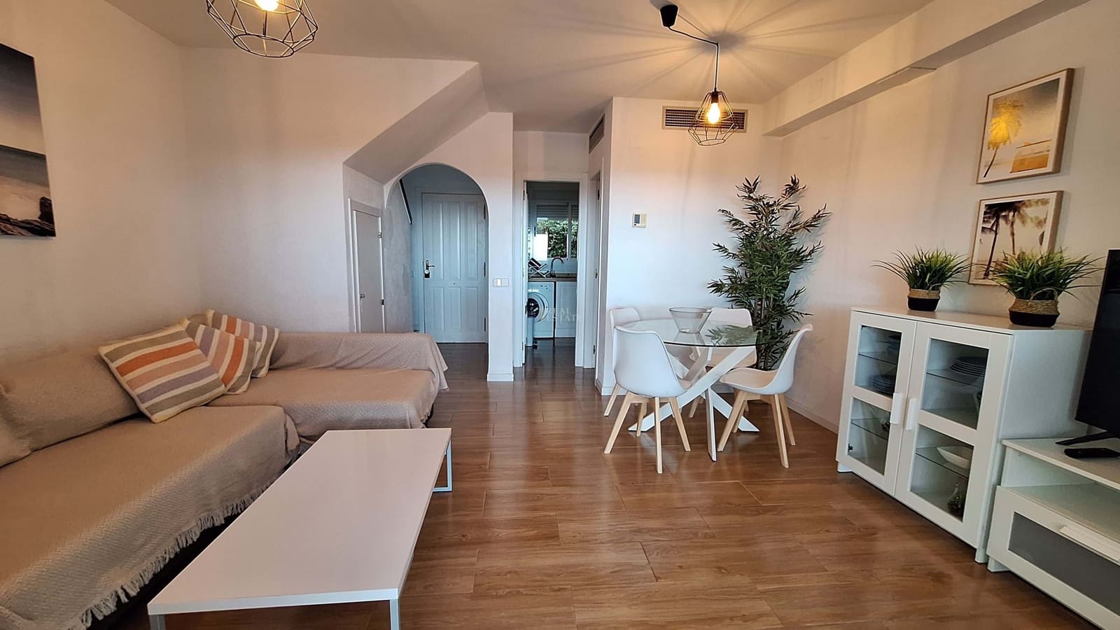 2 bedroom Apartment for sale in Calpe / Calp with pool - € 250,000 (Ref: 8688625)