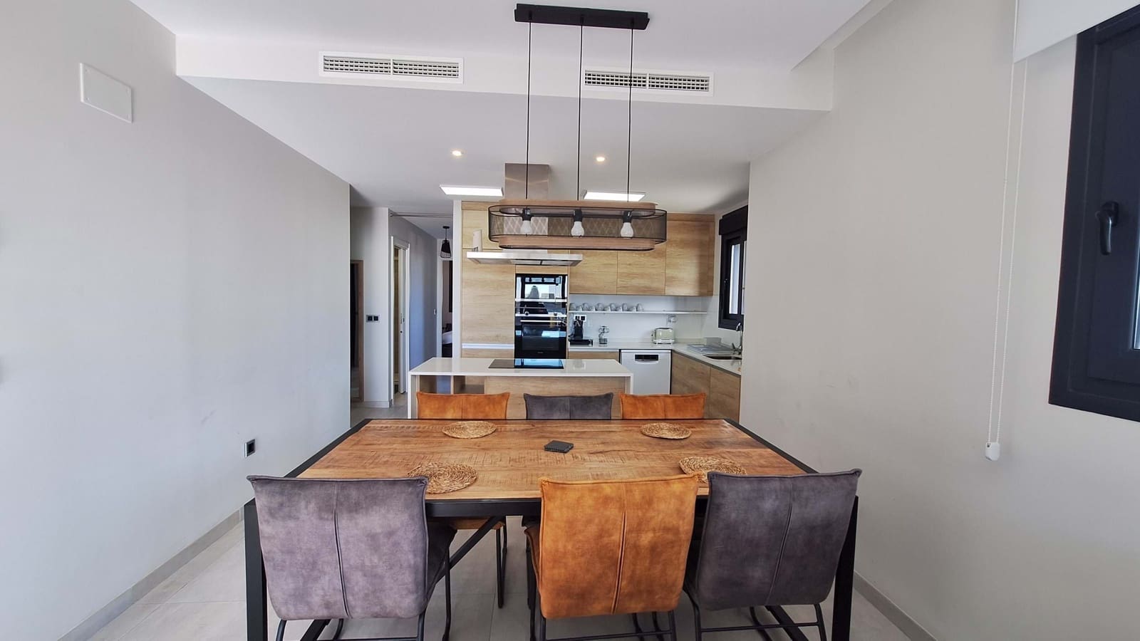 3 chambre Appartement à vendre à Benidorm avec piscine garage - 700 000 € (Ref: 8708284)