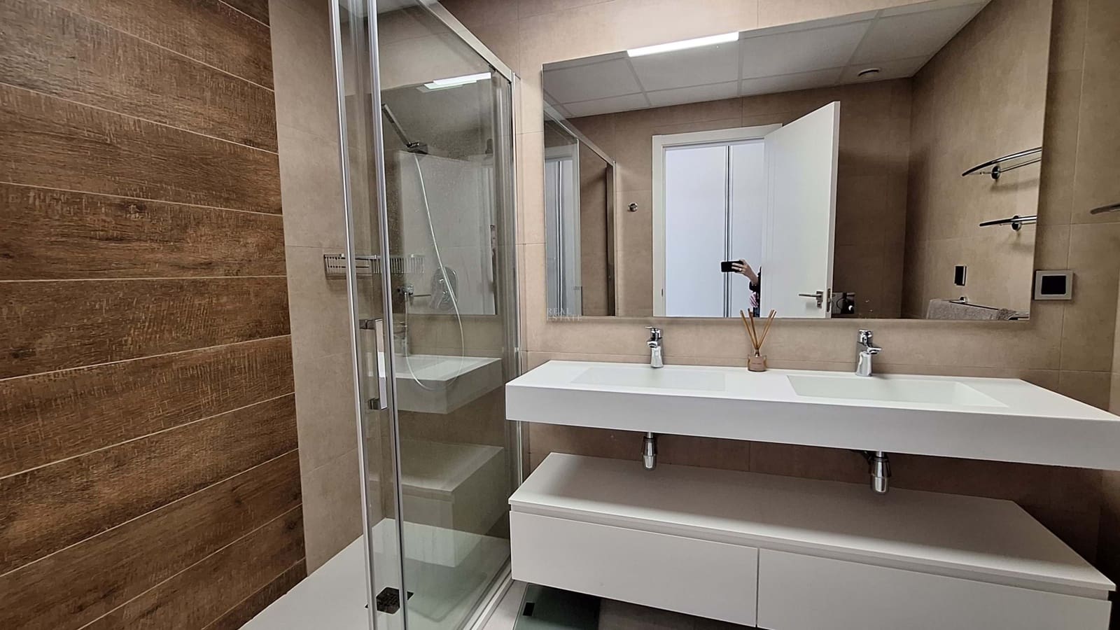 3 chambre Appartement à vendre à Benidorm avec piscine garage - 700 000 € (Ref: 8708284)