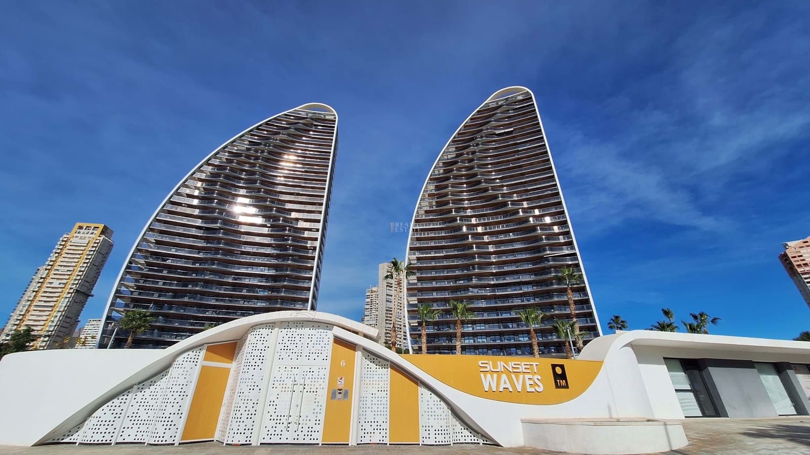 3 chambre Appartement à vendre à Benidorm avec piscine garage - 700 000 € (Ref: 8708284)