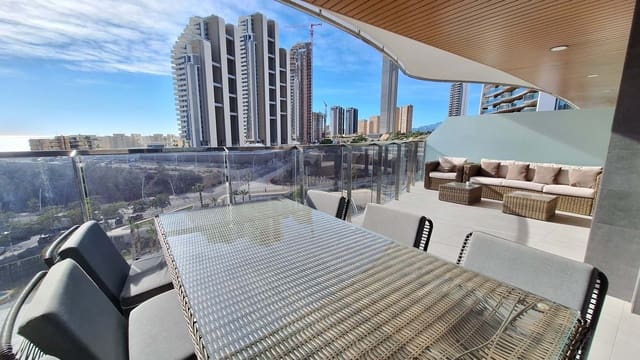 3 chambre Appartement à vendre à Benidorm avec piscine garage - 700 000 € (Ref: 8708284)