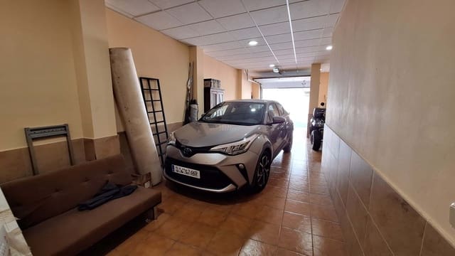 Casa de 4 habitaciones en La Nucia en venta con garaje - 307.000 € (Ref: 8744773)