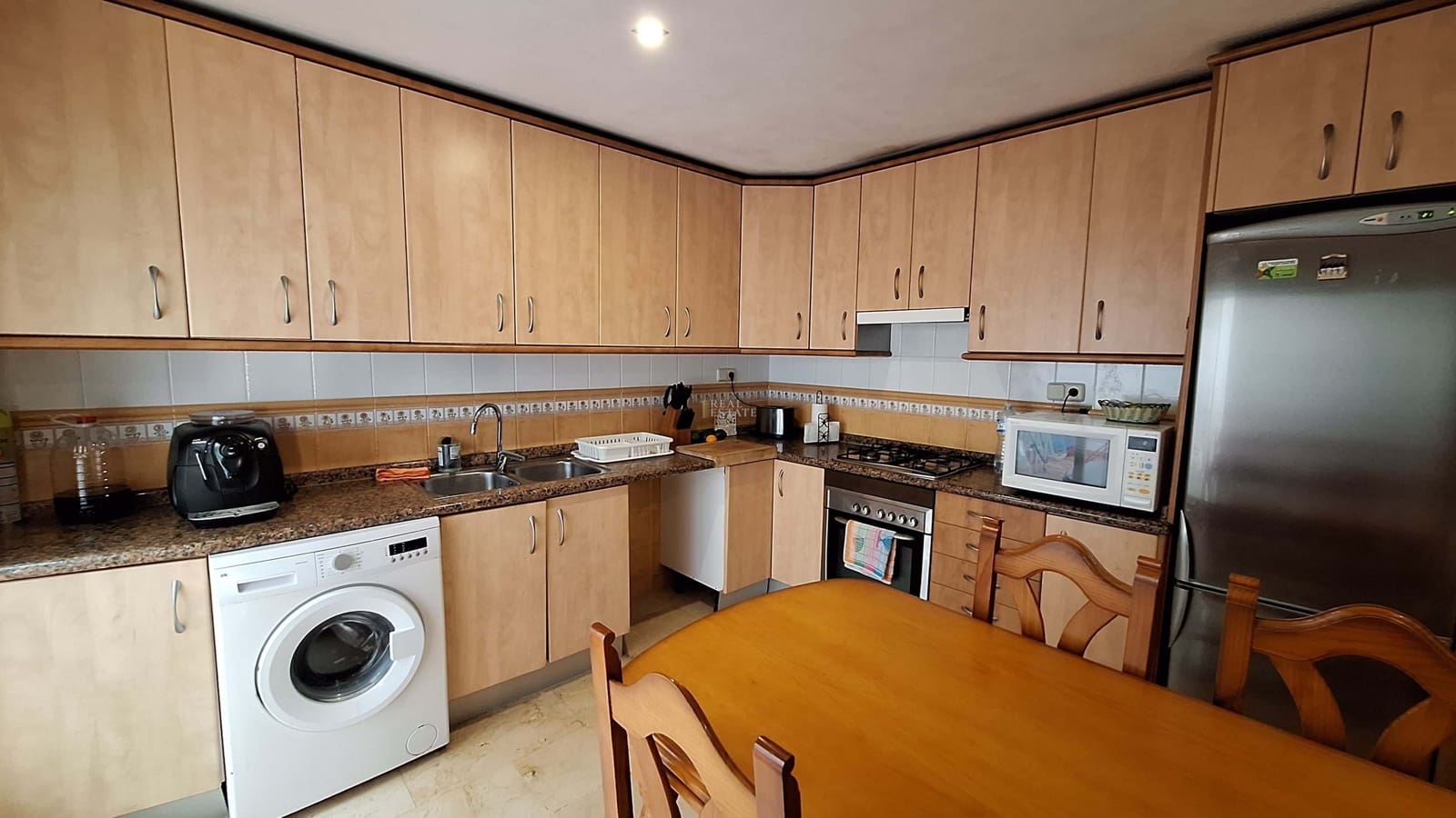 4 bedroom Townhouse for sale in La Nucia with garage - € 307,000 (Ref: 8744773)