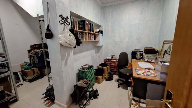 Casa de 4 habitaciones en La Nucia en venta con garaje - 307.000 € (Ref: 8744773)