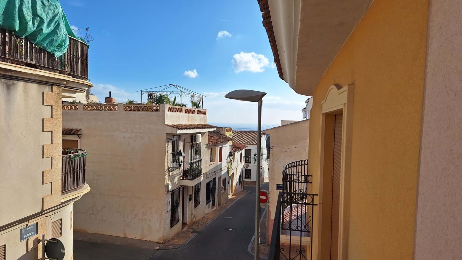 4 bedroom Townhouse for sale in La Nucia with garage - € 307,000 (Ref: 8744773)