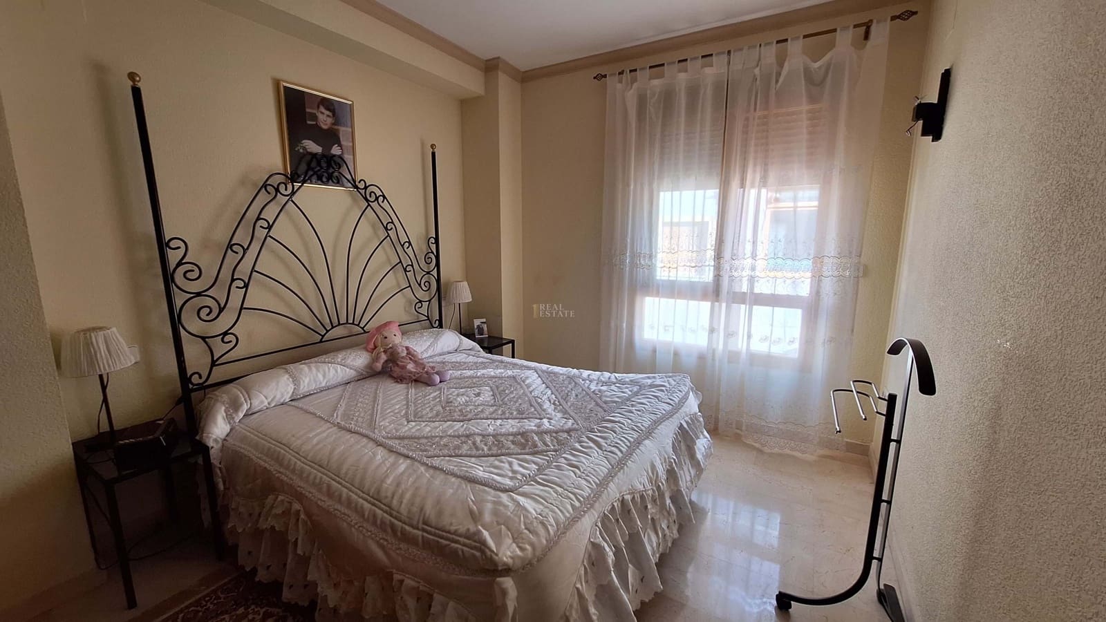 4 bedroom Townhouse for sale in La Nucia with garage - € 307,000 (Ref: 8744773)