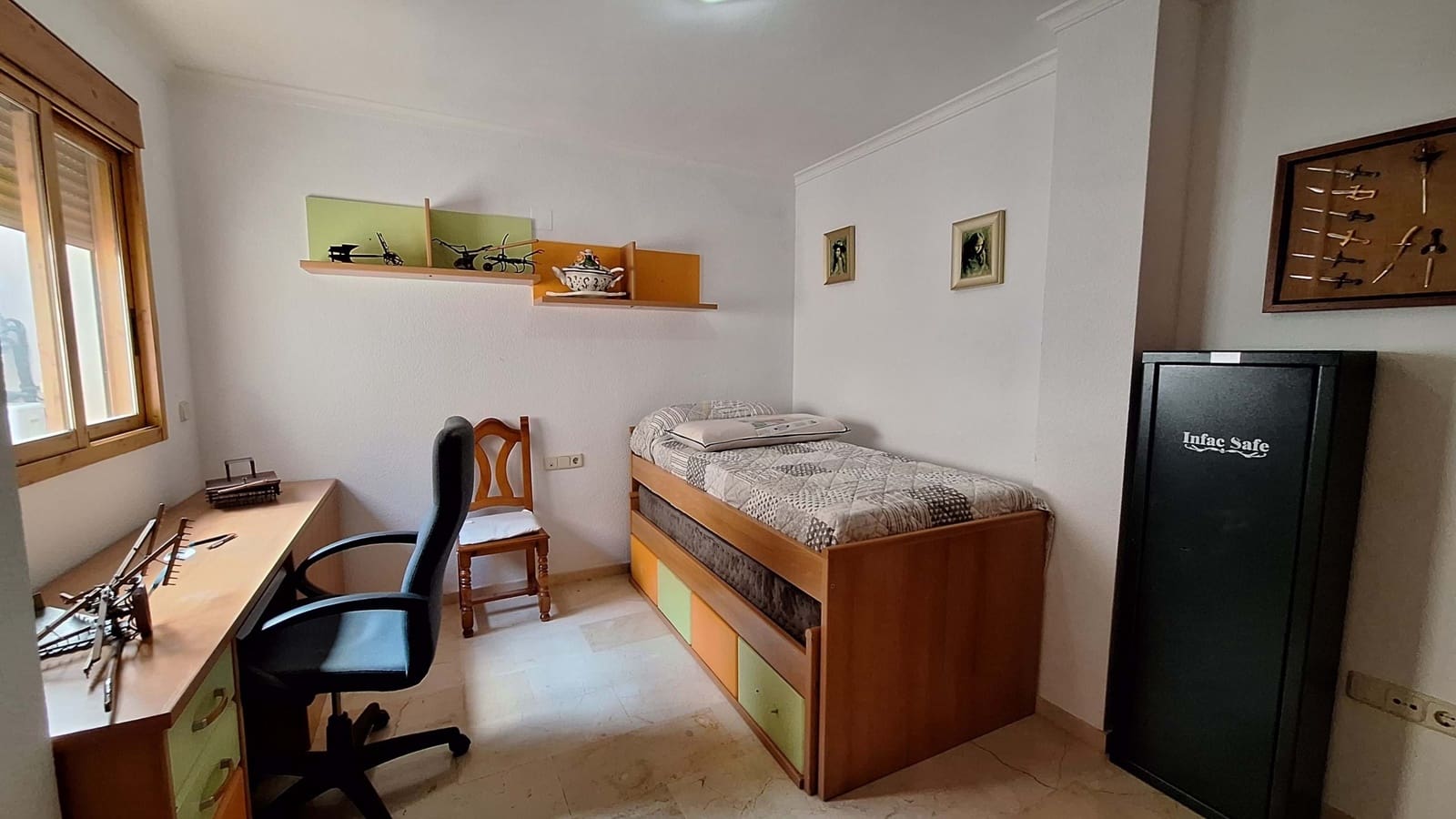 4 bedroom Townhouse for sale in La Nucia with garage - € 307,000 (Ref: 8744773)