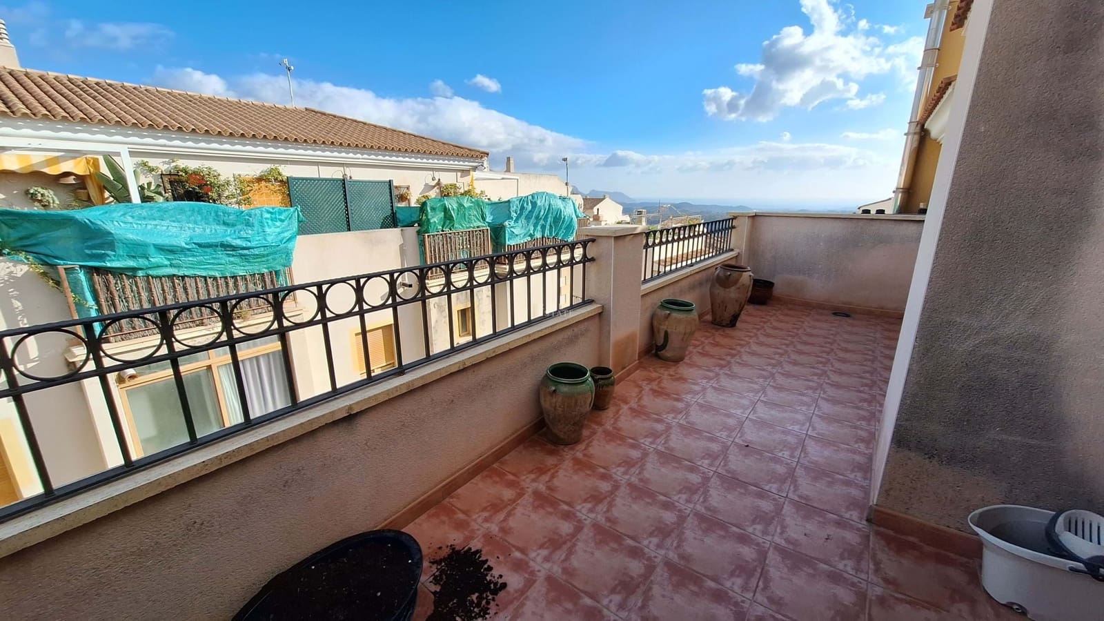 4 bedroom Townhouse for sale in La Nucia with garage - € 307,000 (Ref: 8744773)