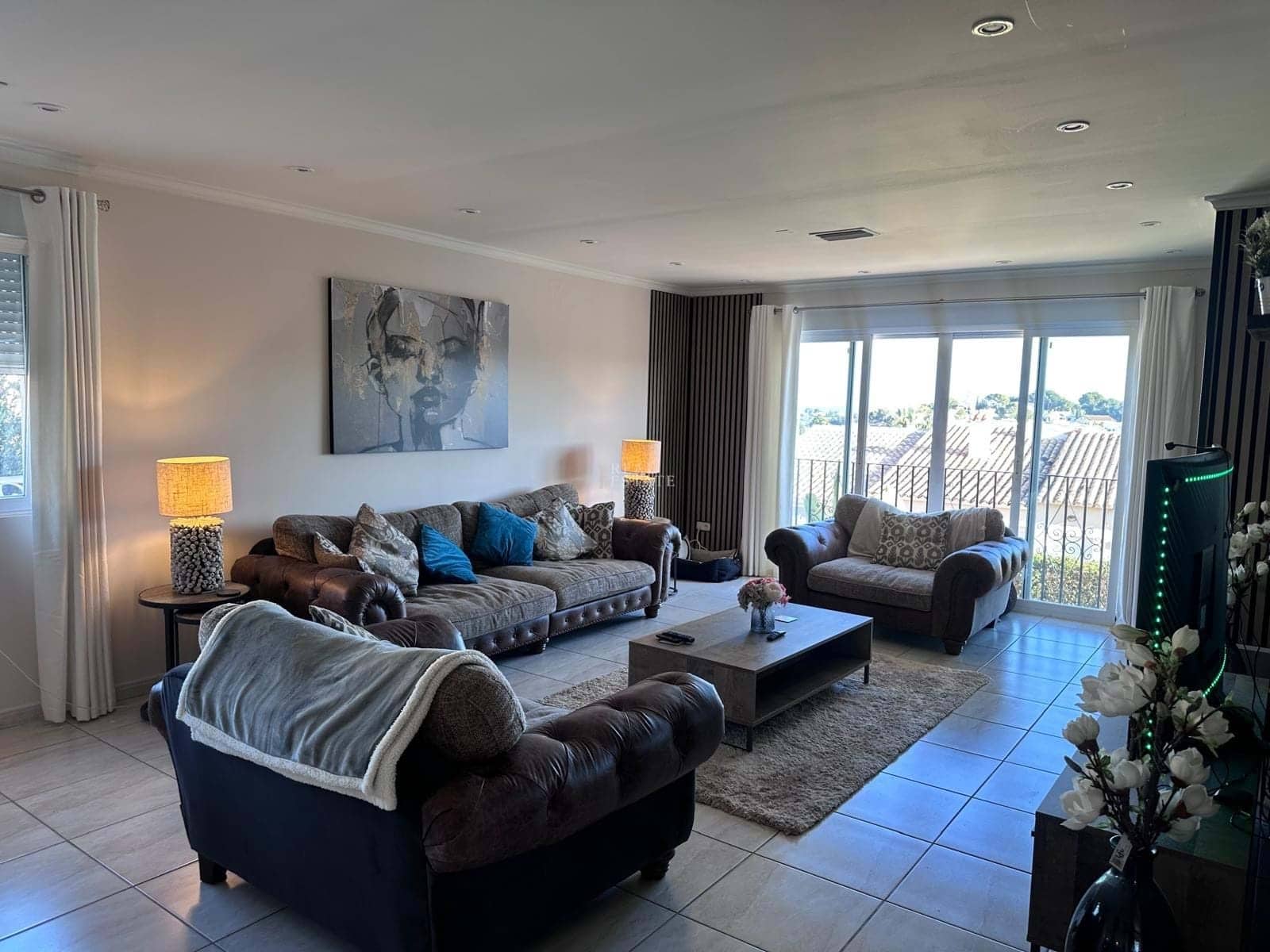 Chalet de 6 habitaciones en Alfaz del Pi / L'Alfàs del Pi en venta con piscina - 725.000 € (Ref: 8764524)