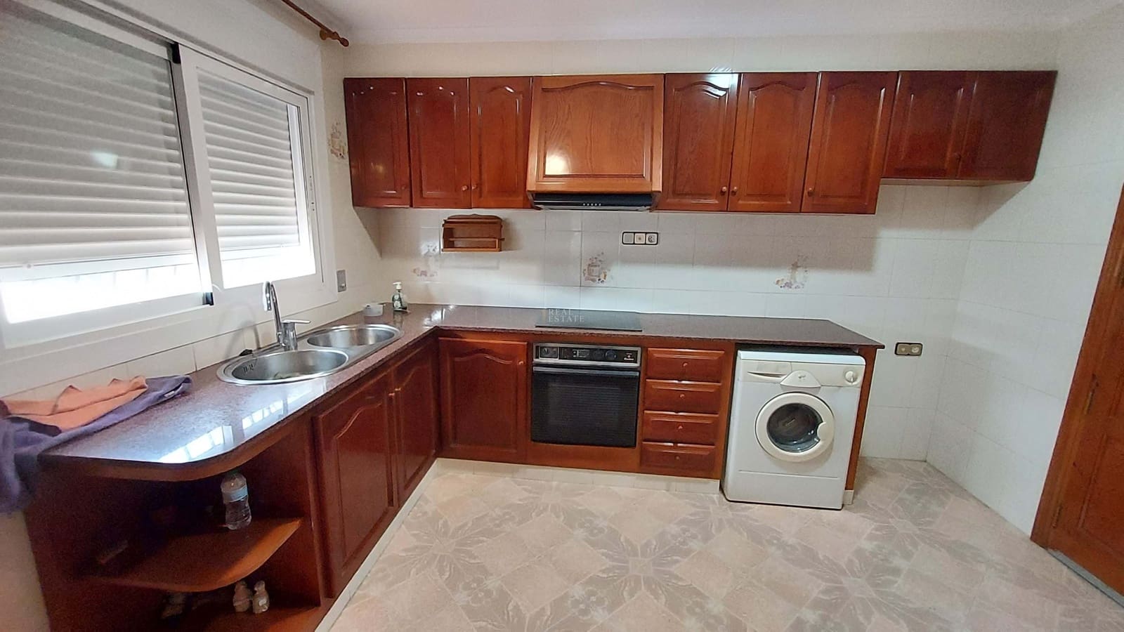6 quarto Moradia para venda em Oliva com piscina garagem - 550 000 € (Ref: 8769406)
