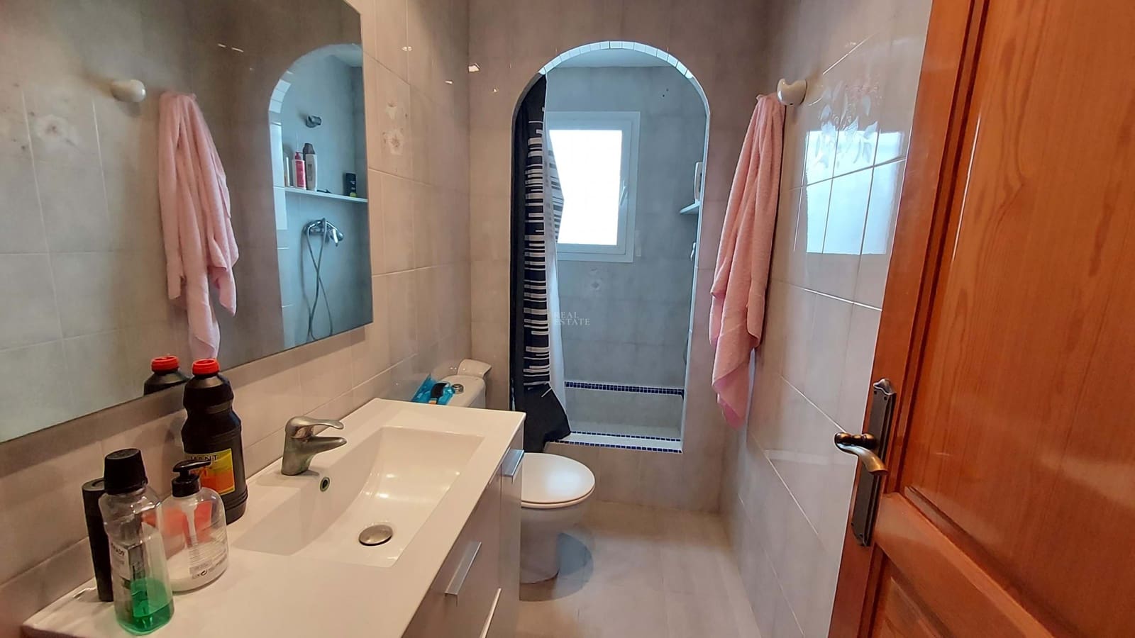 6 quarto Moradia para venda em Oliva com piscina garagem - 550 000 € (Ref: 8769406)