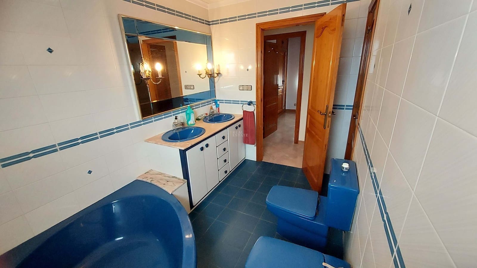 6 quarto Moradia para venda em Oliva com piscina garagem - 550 000 € (Ref: 8769406)