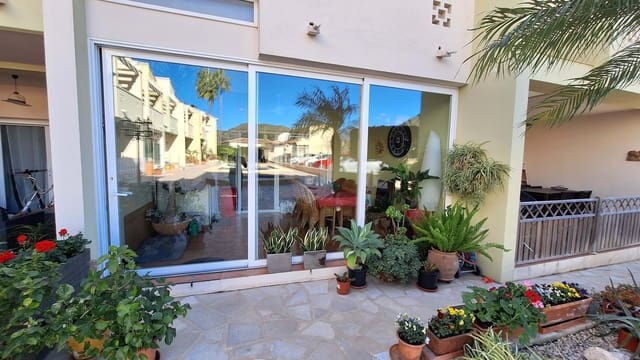 3 bedroom Townhouse for sale in Ráfol de Almunia with pool - € 245,000 (Ref: 8774642)