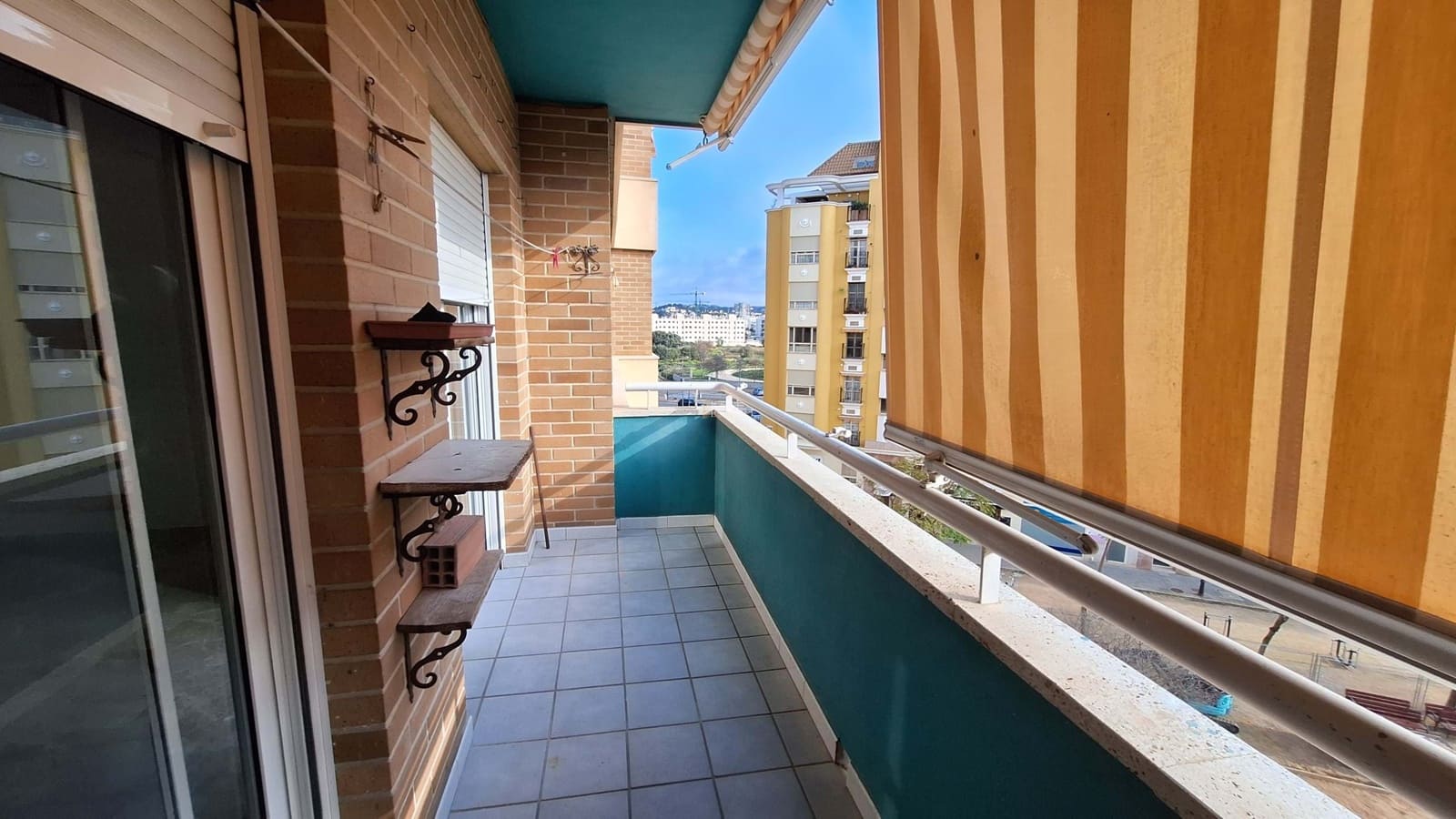 2 soveværelse Lejlighed til salg i Denia - € 270.000 (Ref: 8824453)