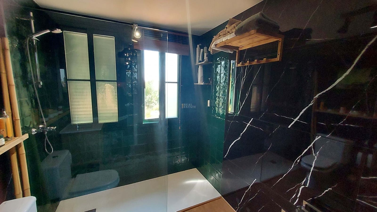 Casa de 3 habitaciones en Finestrat en venta con piscina garaje - 359.000 € (Ref: 8901500)