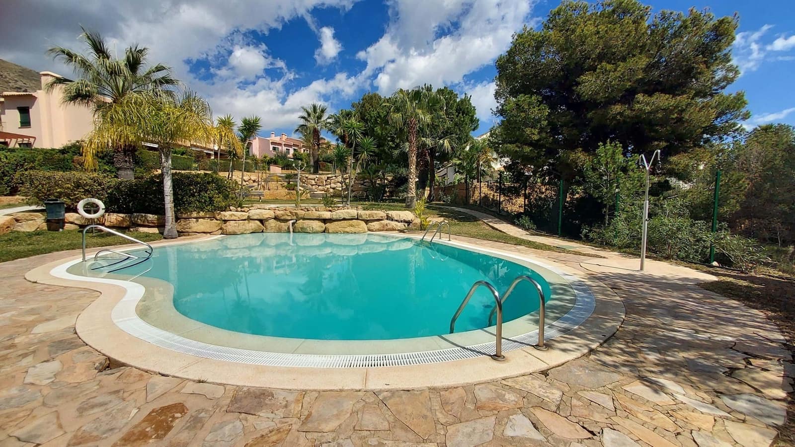 Casa de 3 habitaciones en Finestrat en venta con piscina garaje - 359.000 € (Ref: 8901500)