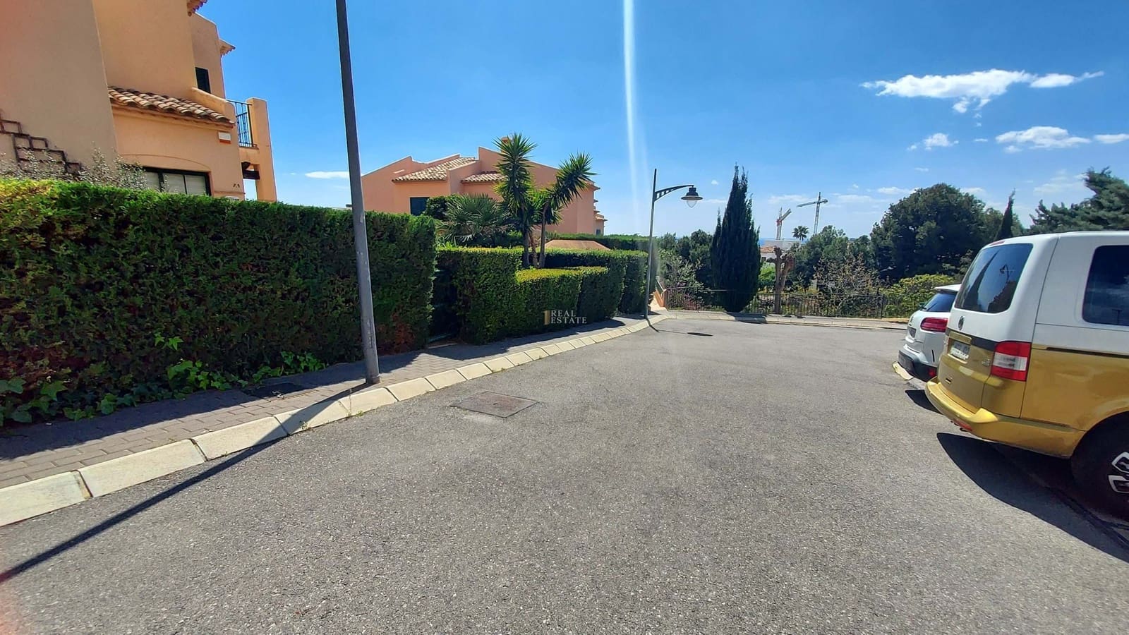 Casa de 3 habitaciones en Finestrat en venta con piscina garaje - 359.000 € (Ref: 8901500)