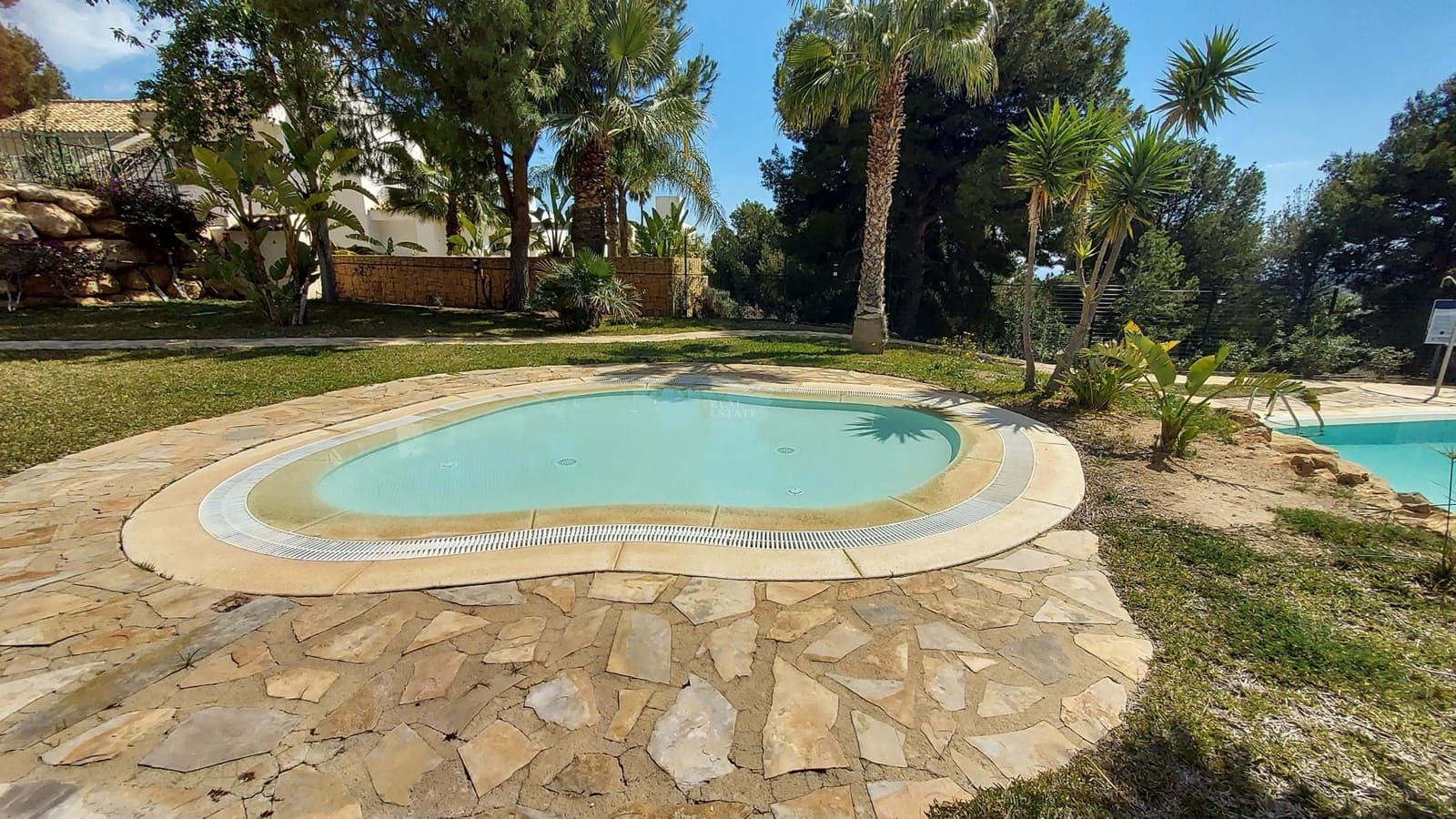 Casa de 3 habitaciones en Finestrat en venta con piscina garaje - 359.000 € (Ref: 8901500)