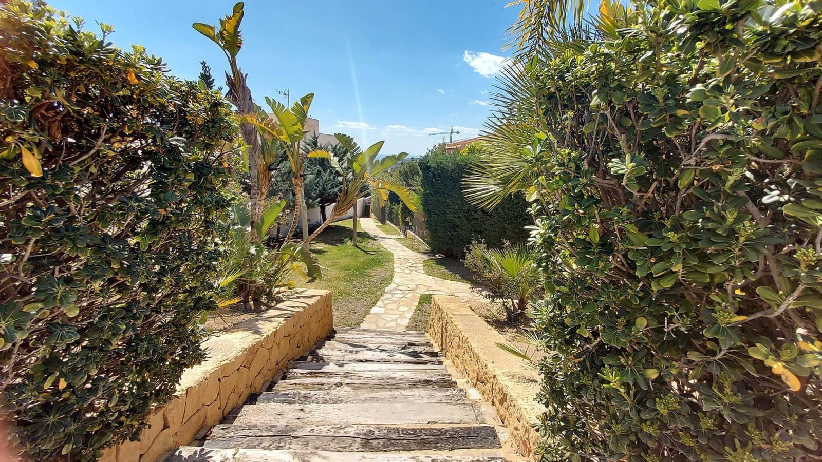 Casa de 3 habitaciones en Finestrat en venta con piscina garaje - 359.000 € (Ref: 8901500)