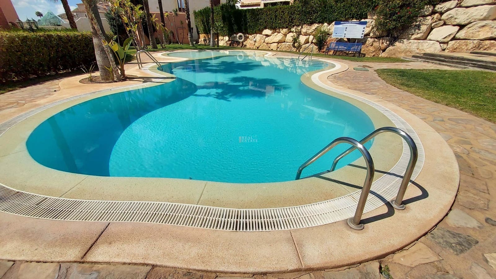 Casa de 3 habitaciones en Finestrat en venta con piscina garaje - 359.000 € (Ref: 8901500)