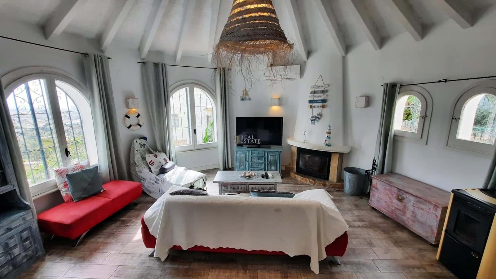 5 bedroom Villa for sale in Calpe / Calp with pool garage - € 635,000 (Ref: 8912264)