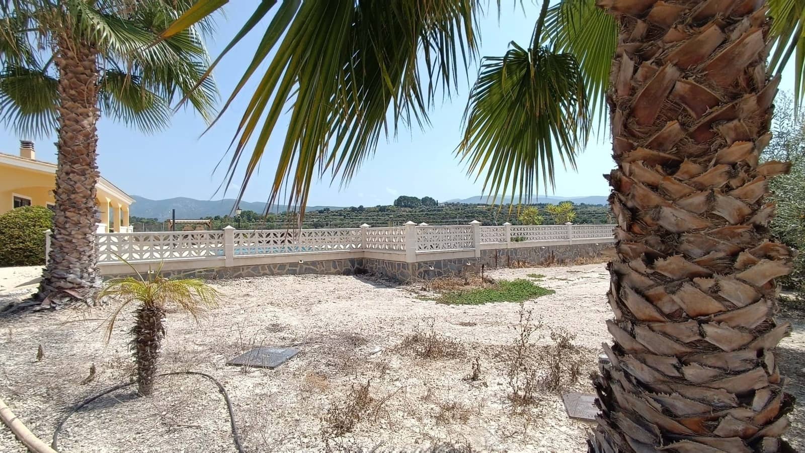 3 soverom Villa til salgs i Bufali med svømmebasseng - € 395 000 (Ref: 8912265)