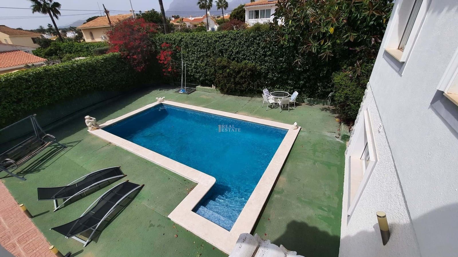 5 chambre Villa/Maison à vendre à Alfaz del Pi / L'Alfas del Pi avec piscine garage - 699 950 € (Ref: 8913290)