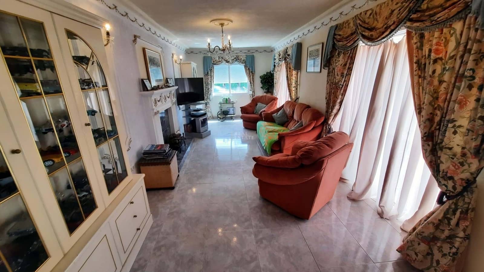 5 chambre Villa/Maison à vendre à Alfaz del Pi / L'Alfas del Pi avec piscine garage - 699 950 € (Ref: 8913290)