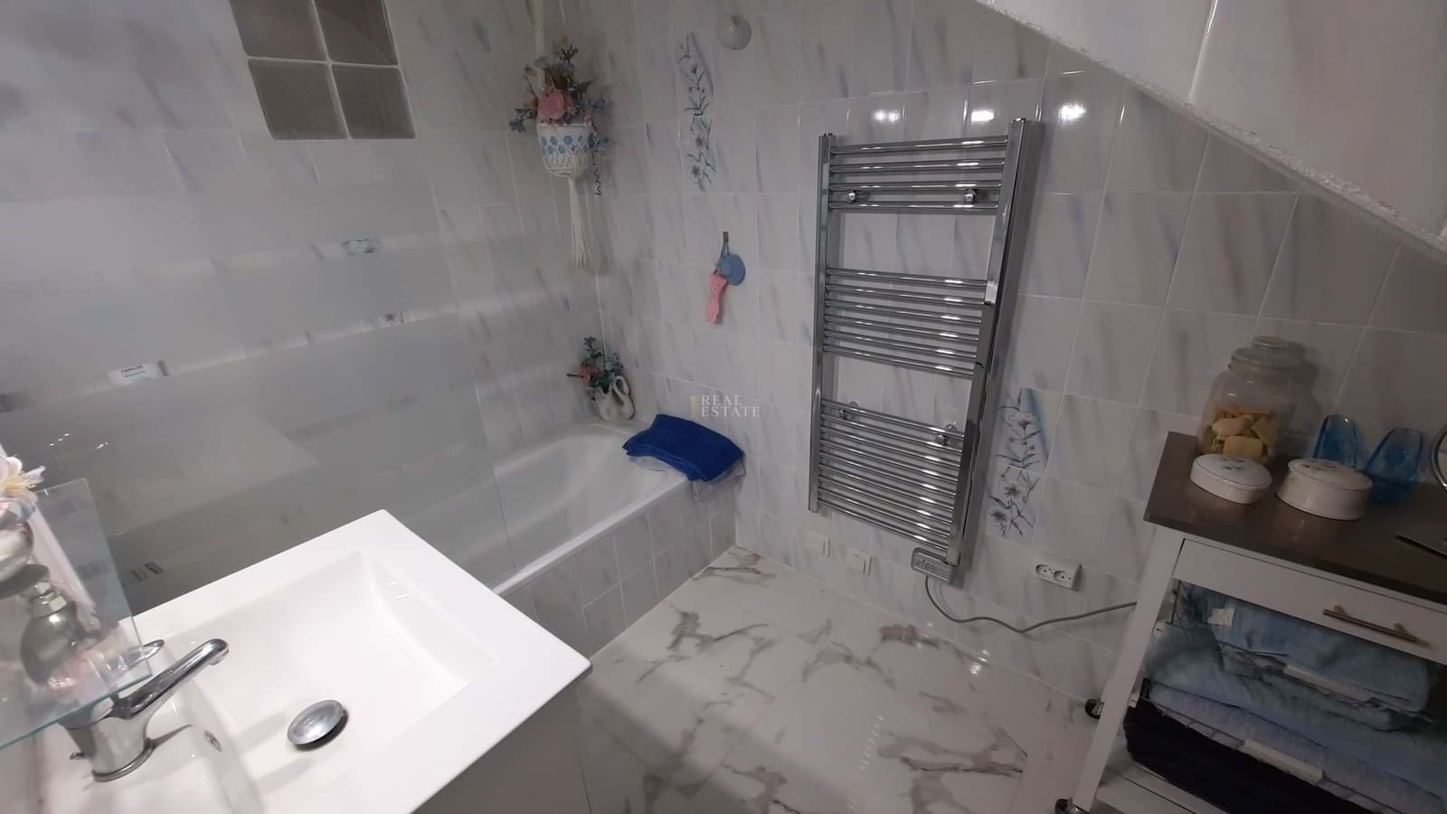 5 chambre Villa/Maison à vendre à Alfaz del Pi / L'Alfas del Pi avec piscine garage - 699 950 € (Ref: 8913290)