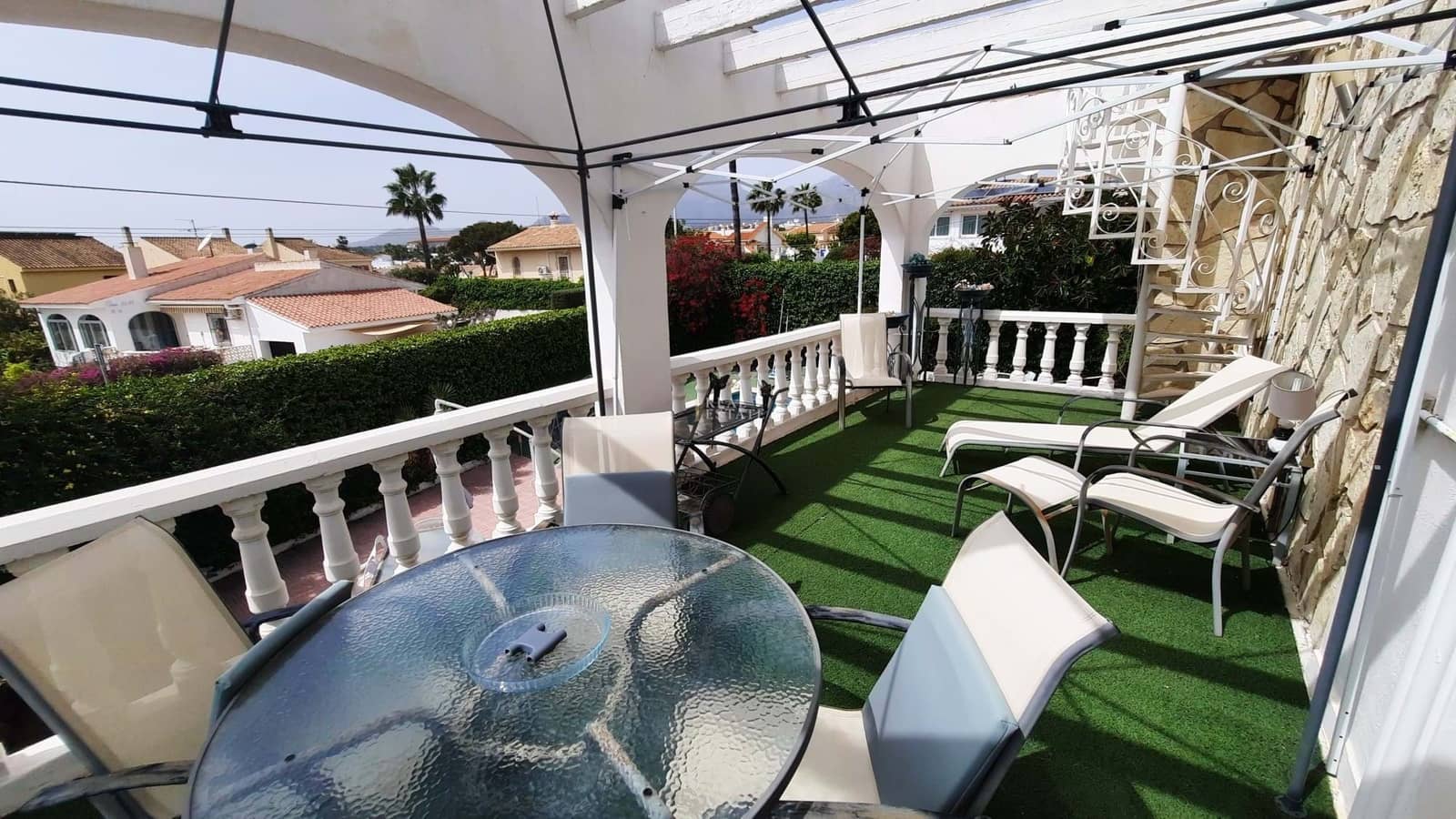 5 chambre Villa/Maison à vendre à Alfaz del Pi / L'Alfas del Pi avec piscine garage - 699 950 € (Ref: 8913290)