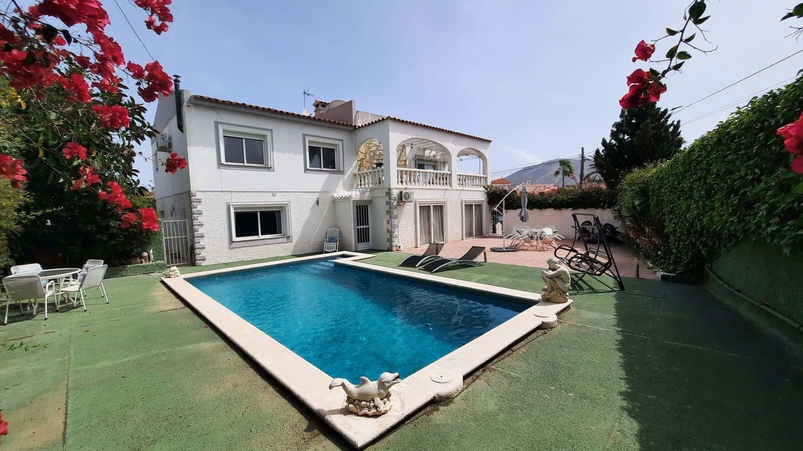 5 chambre Villa/Maison à vendre à Alfaz del Pi / L'Alfas del Pi avec piscine garage - 699 950 € (Ref: 8913290)