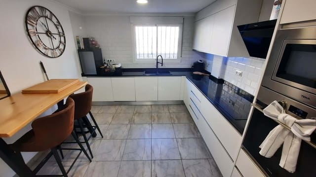 4 quarto Casa em Banda para venda em Murla com piscina garagem - 300 000 € (Ref: 8920201)