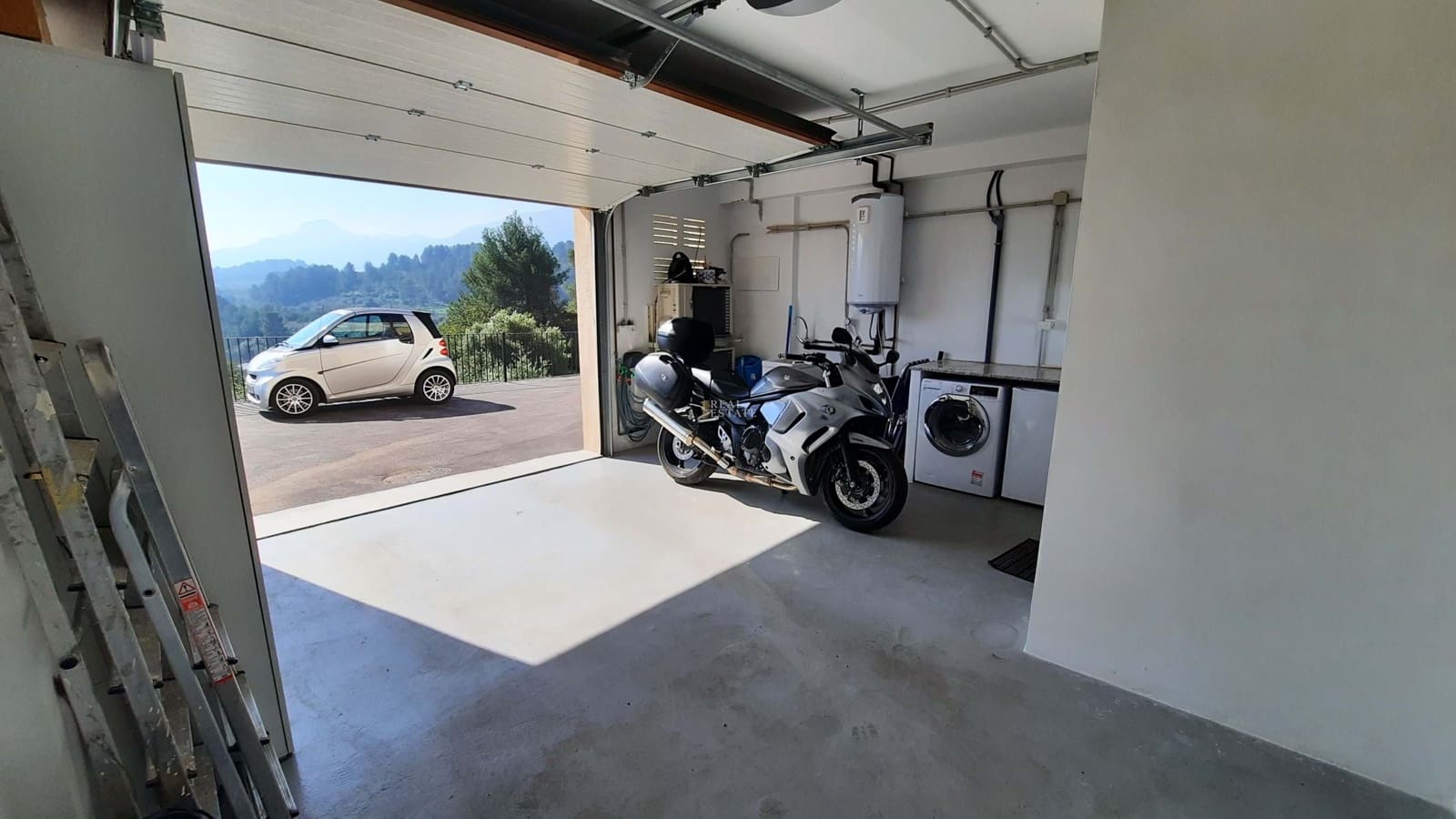 4 quarto Casa em Banda para venda em Murla com piscina garagem - 300 000 € (Ref: 8920201)