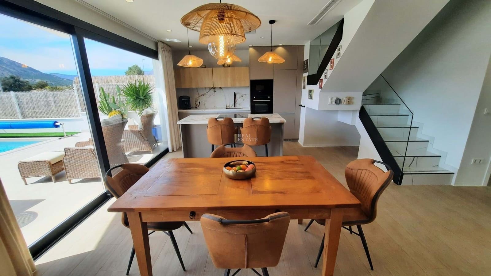 3 bedroom Villa for sale in Finestrat with pool - € 675,000 (Ref: 8939154)