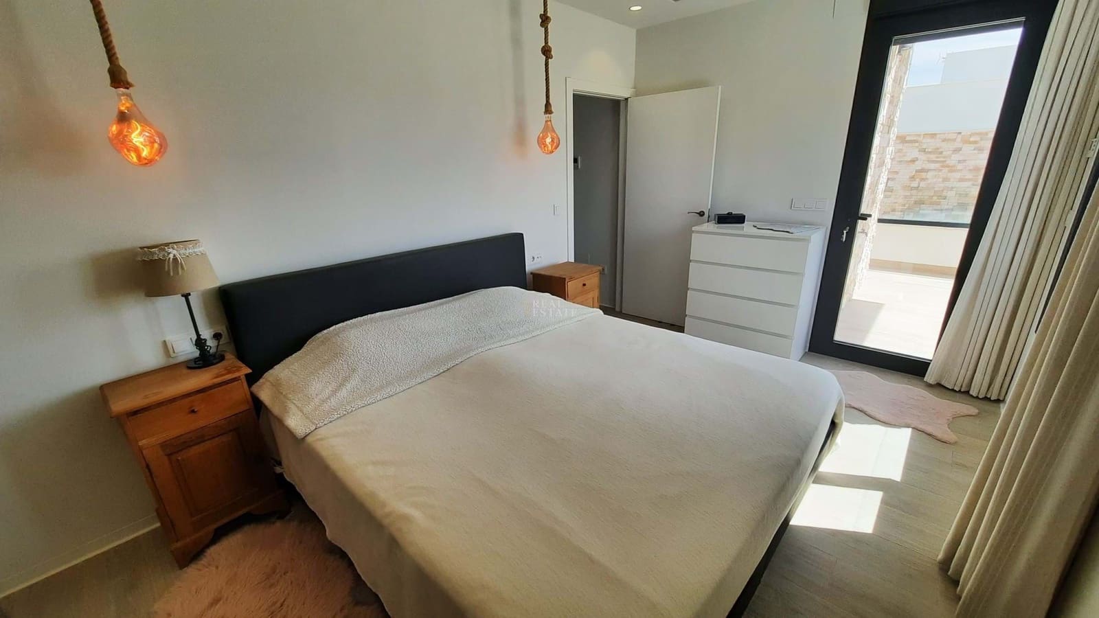 3 bedroom Villa for sale in Finestrat with pool - € 675,000 (Ref: 8939154)