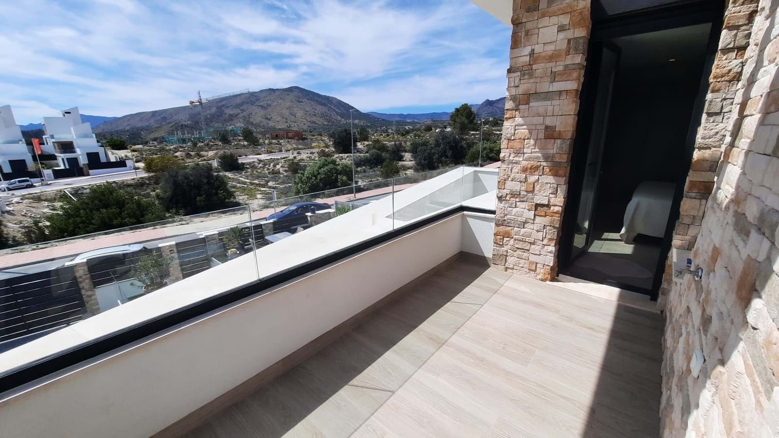 3 bedroom Villa for sale in Finestrat with pool - € 675,000 (Ref: 8939154)