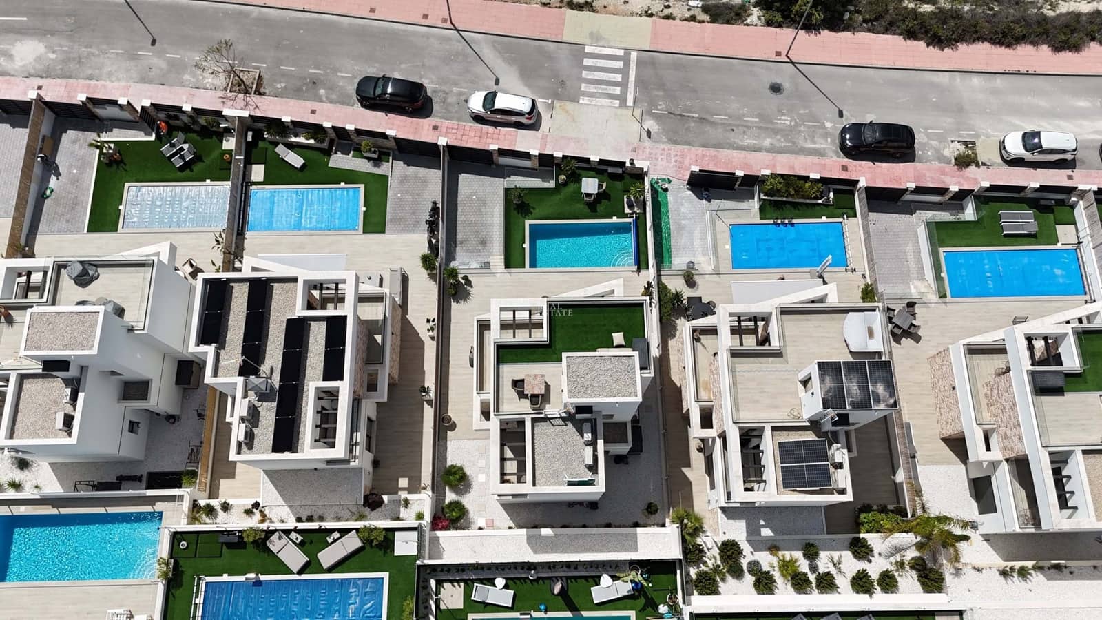 3 bedroom Villa for sale in Finestrat with pool - € 675,000 (Ref: 8939154)