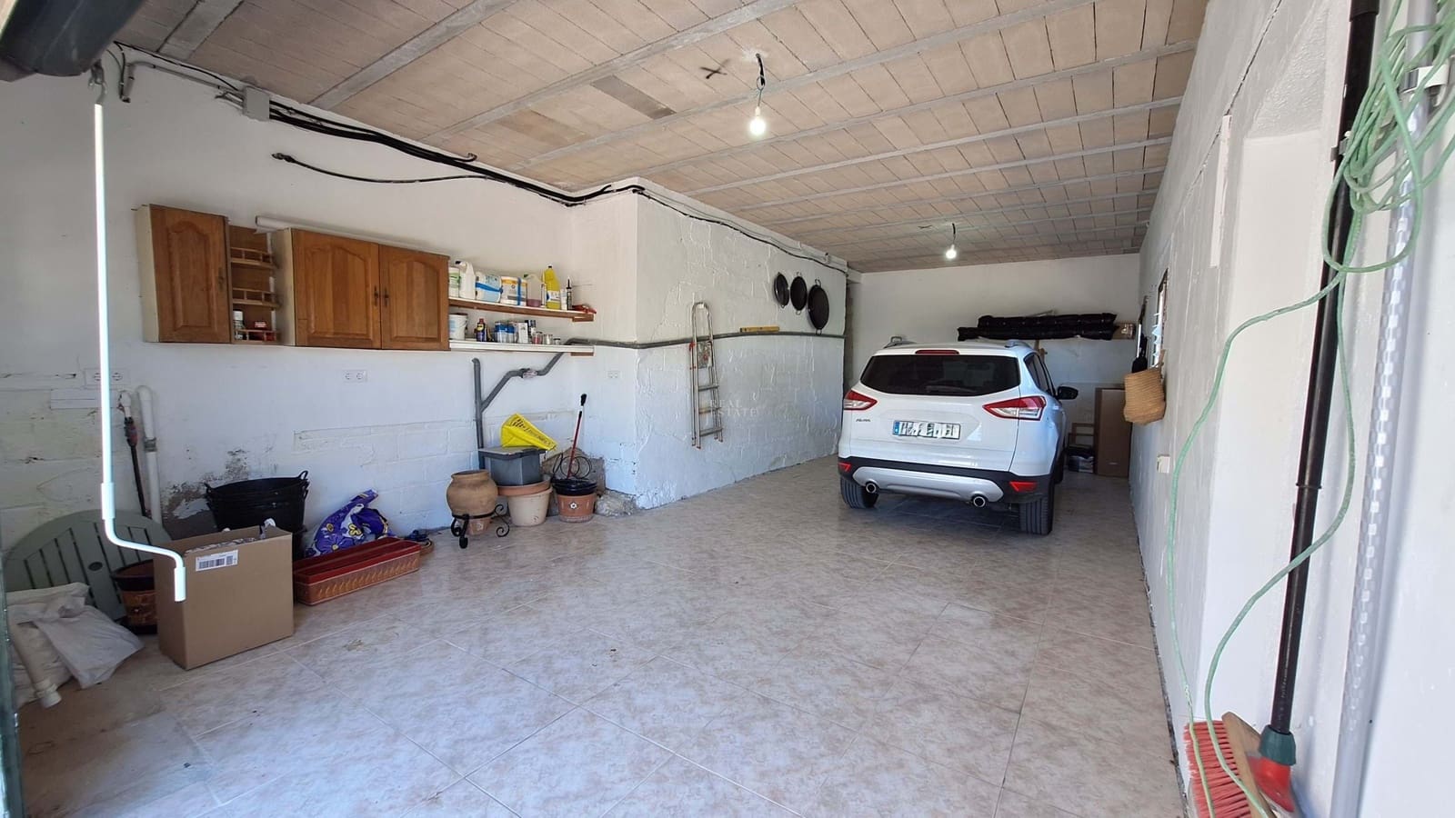 Chalet de 4 habitaciones en Orba en venta con piscina garaje - 599.950 € (Ref: 9000914)