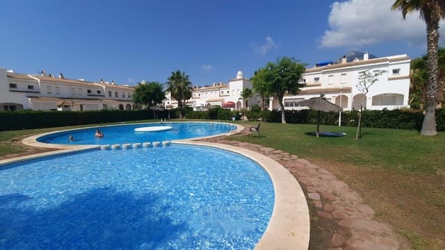 Casa de 2 habitaciones en La Nucia en venta con piscina - 225.000 € (Ref: 9108345)
